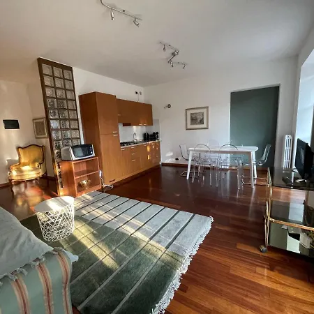 La Tua Casa Lontano Da Casa! Con 2 Posti Auto! *