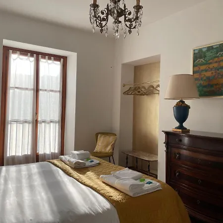 La Tua Casa Lontano Da Casa! Con 2 Posti Auto! Apartment *
