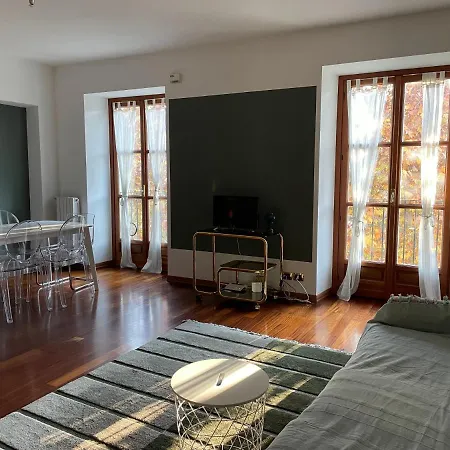 La Tua Casa Lontano Da Casa! Con 2 Posti Auto! 公寓 *